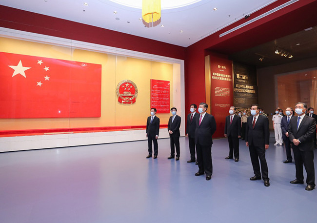 6月18日,党和国家领导人习近平、李克强、栗战书、汪洋、王沪宁、赵乐际、韩正、王岐山等在中国共产党历史展览馆参观“‘不忘初心、牢记使命’中国共产党历史展览”。2_副本.jpg 6月18日,党和国家领导人习近平、李克强、栗战书、汪洋、王沪宁、赵乐际、韩正、王岐山等在中国共产党历史展览馆参观“‘不忘初心、牢记使命’中国共产党历史展览”。2_副本.jpg